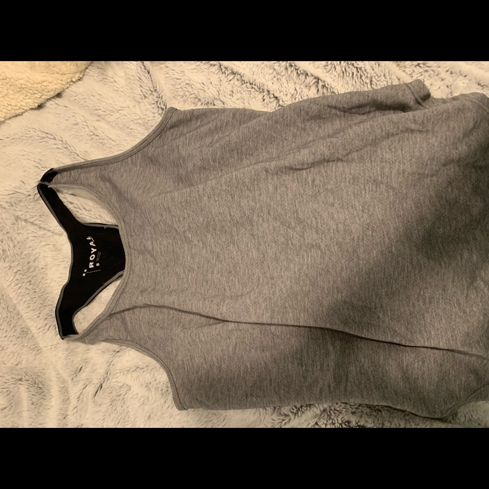 grey athletic tank